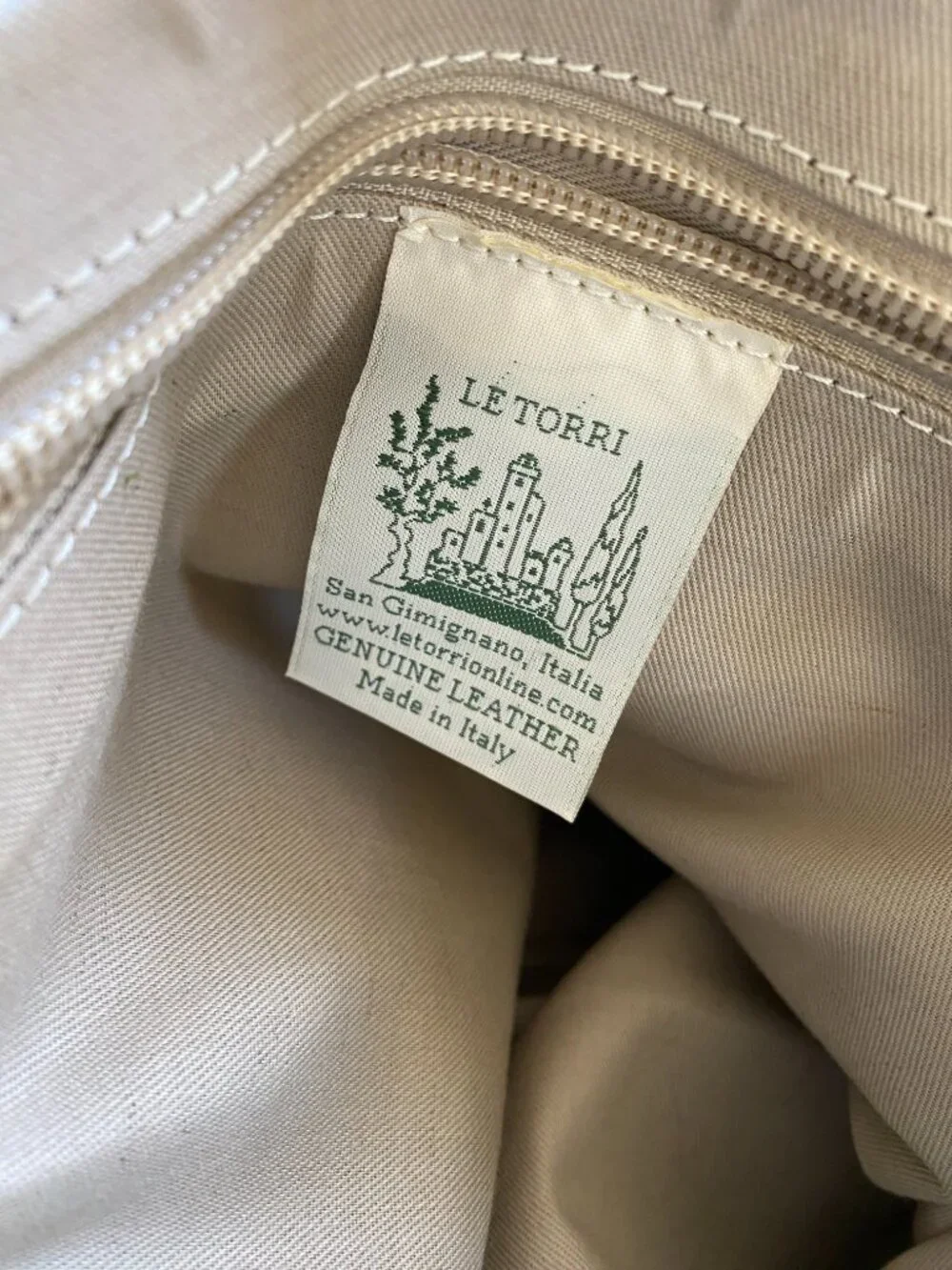 Letorri Leather Handbag Made in Italy - Picture 8 of 15